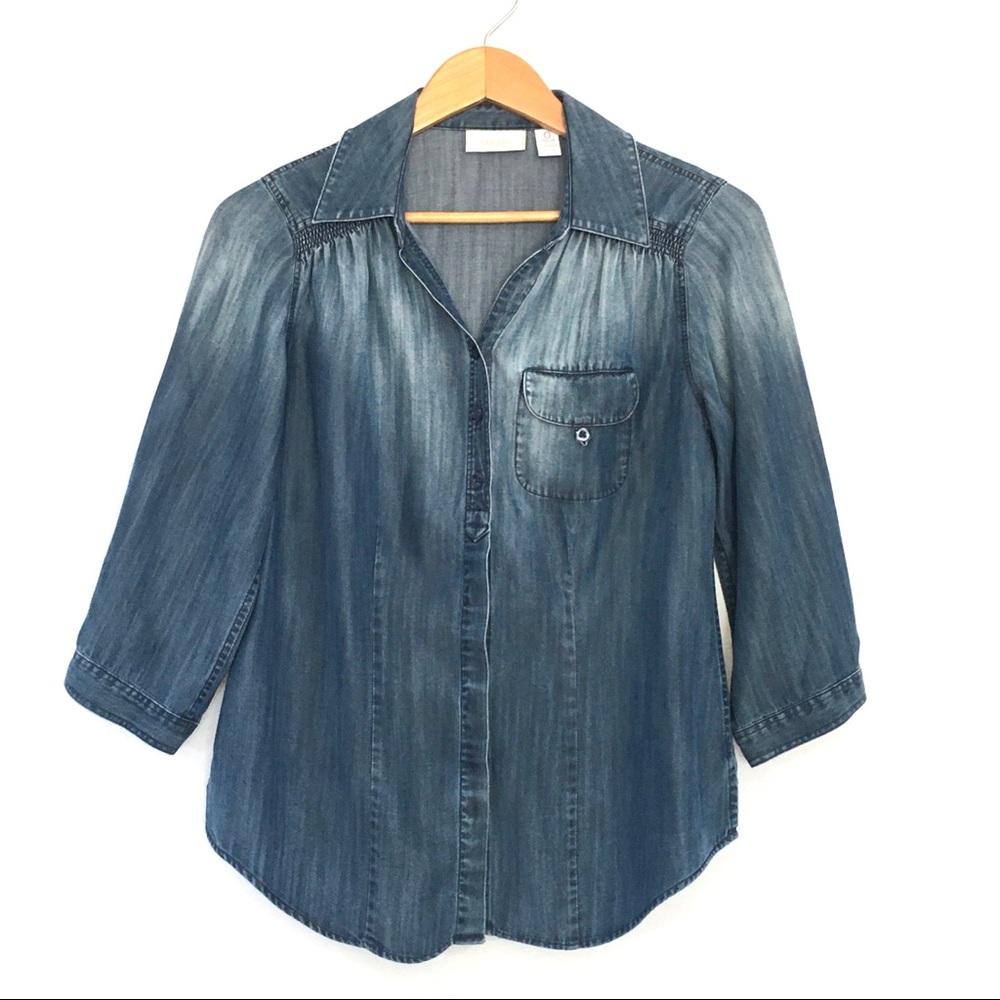CHICO’S Pocket Detail Chambray Shirt